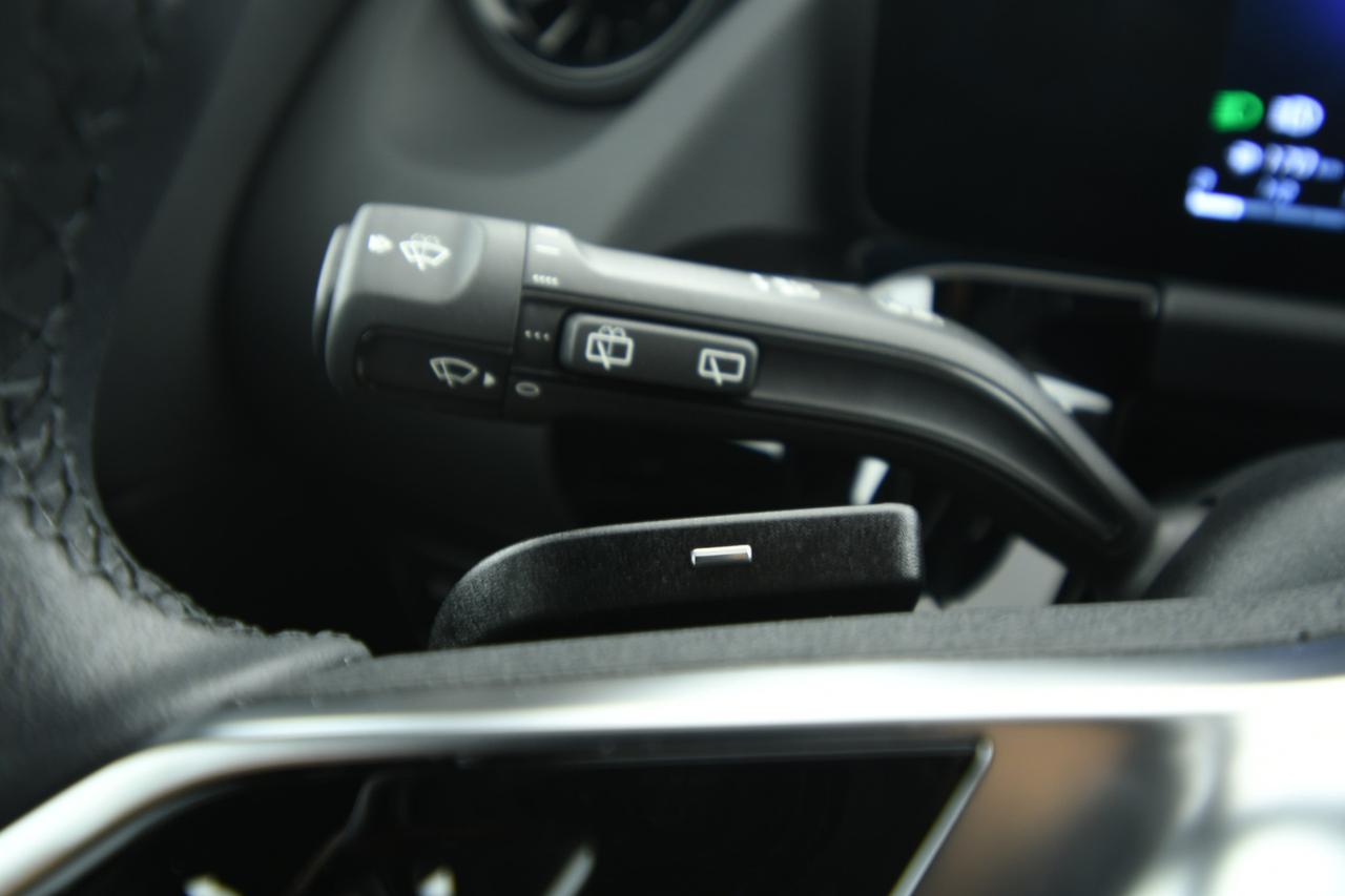 Mercedes-Benz GLA 180 d Advanced auto NEOPATENTATI+CAMERA+LED