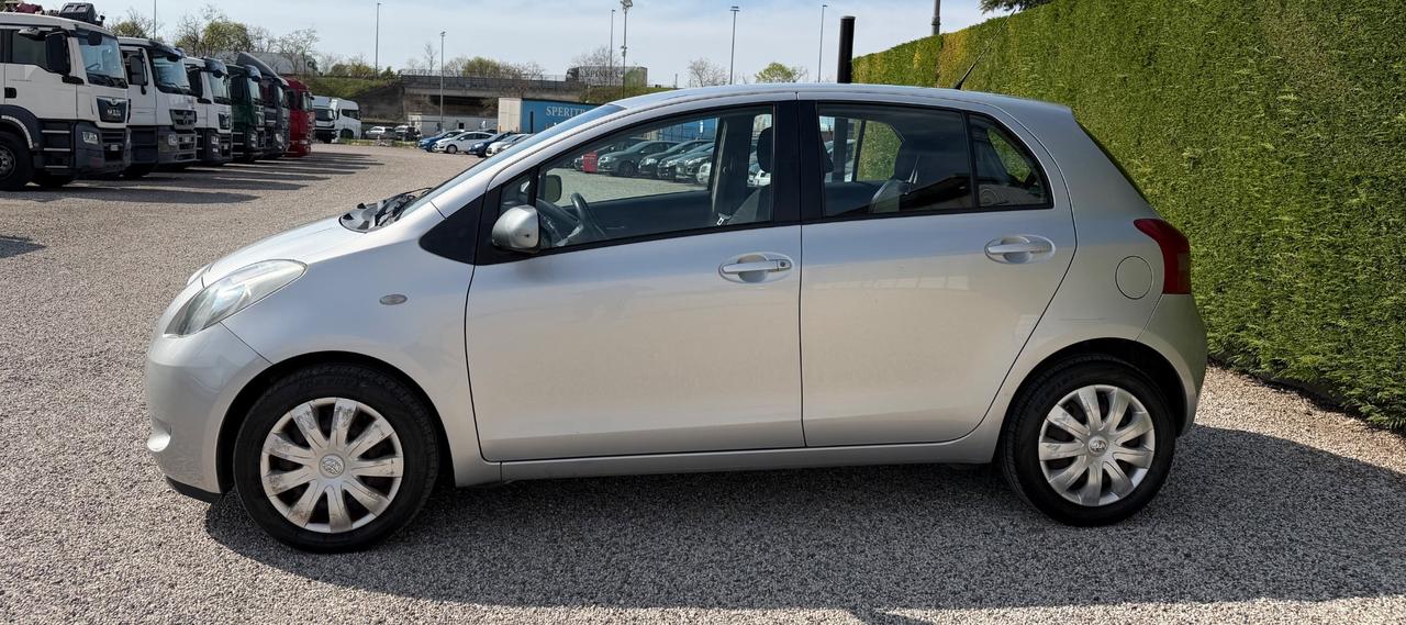 Toyota Yaris 1.3 5 porte M-MT Sol