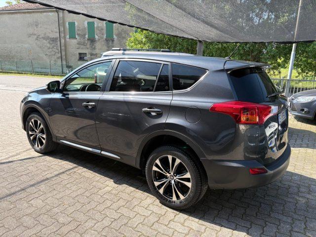 TOYOTA RAV 4 RAV4 2.0 D-4D 2WD Style White Ed. OK NEOPATENATO