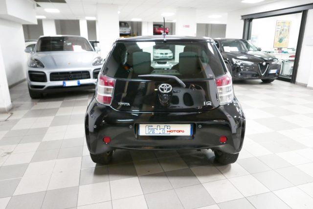 TOYOTA iQ 1.0 Sol