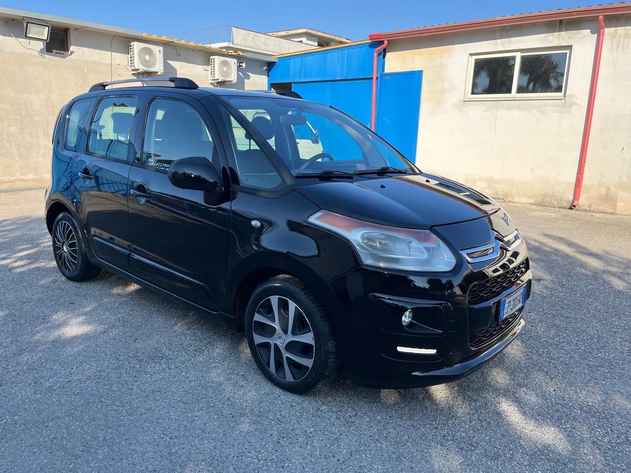 Citroen C3- Picasso -1.6 hdi - full-2013