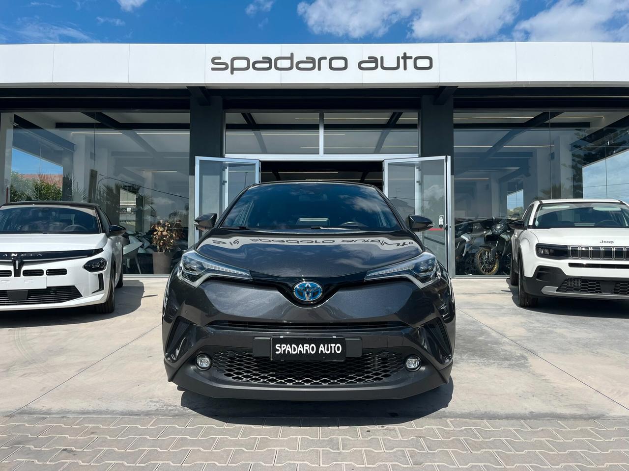 Toyota C-HR 1.8 Hybrid E-CVT Lounge