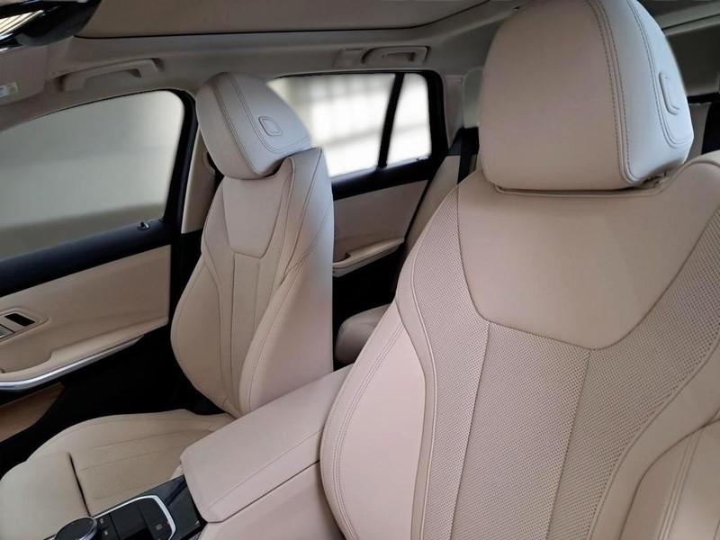 BMW 330 XDRIVE TOURING AUTO STATION WAGON