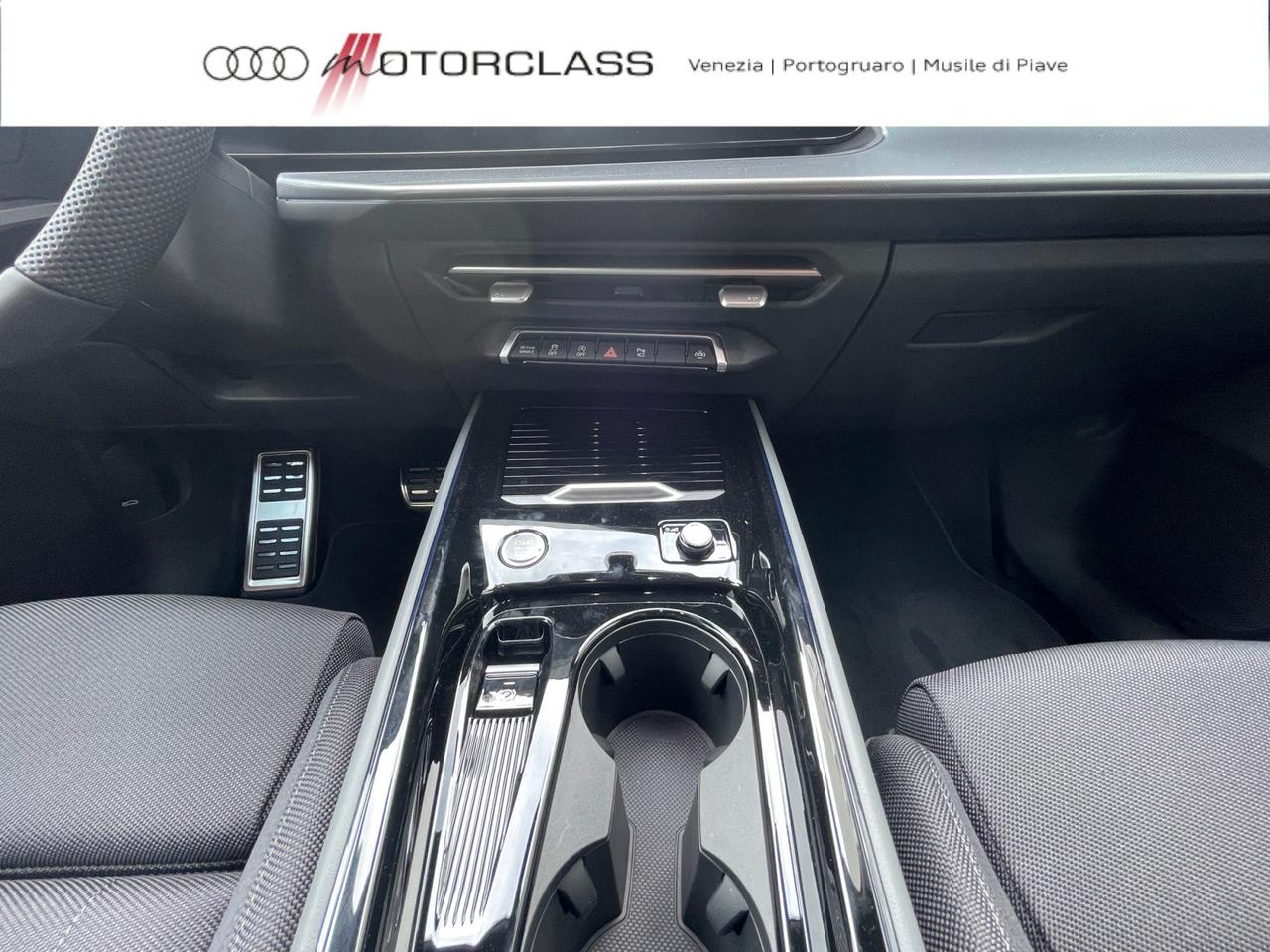 Audi Q3 2.0 tdi 150cv s line edition s tronic