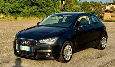Audi A1 SPB 1.6 TDI 90cv Admired 1prop