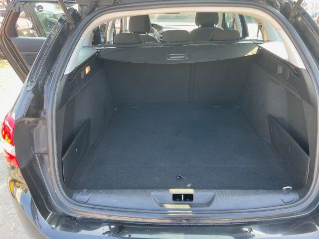 PEUGEOT 308 BlueHDi 120 S&S EAT6 SW Active