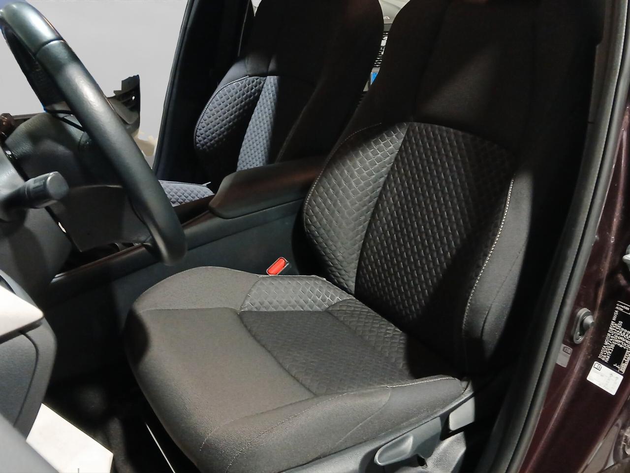 Toyota C-HR 1.8 Hybrid E-CVT Active 122CV