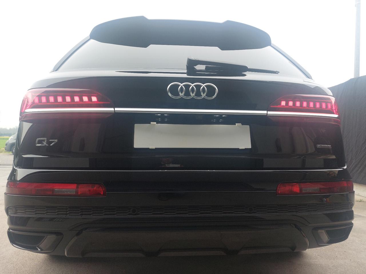 Audi Q7 50 TDI quattro tiptronic Sport Plus