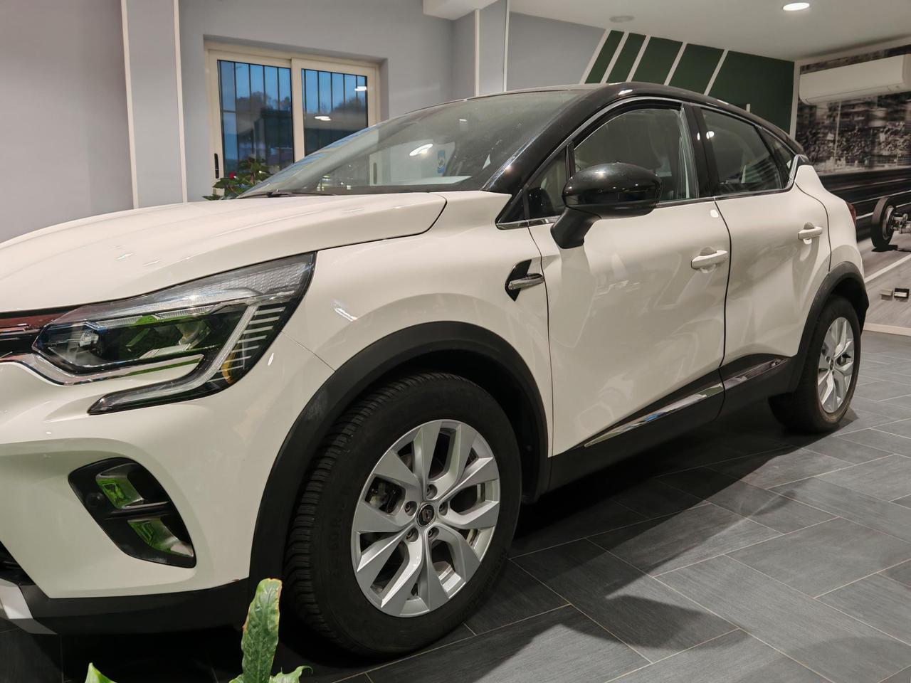 Renault Captur 1.5 blue dci Intens 115cv edc