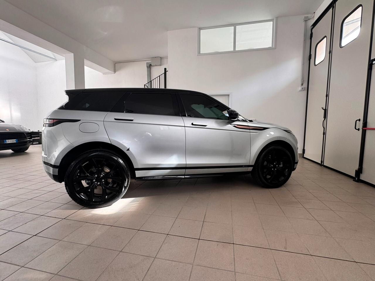 Land Rover Range Evoque 2.0d i4 mhev R-Dynamic SE