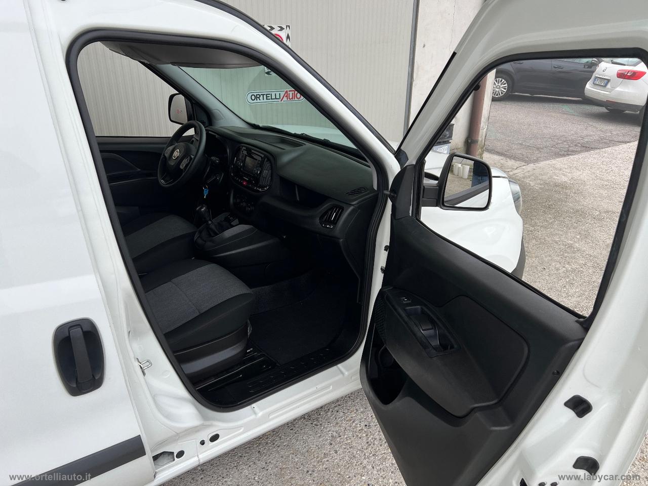 Doblò 1.6MJT 105 PL-TN Cargo Maxi Lam.SX