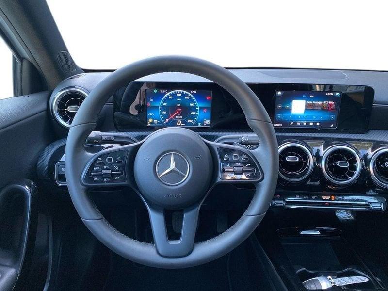 Mercedes-Benz Classe A A 180 d Sport auto