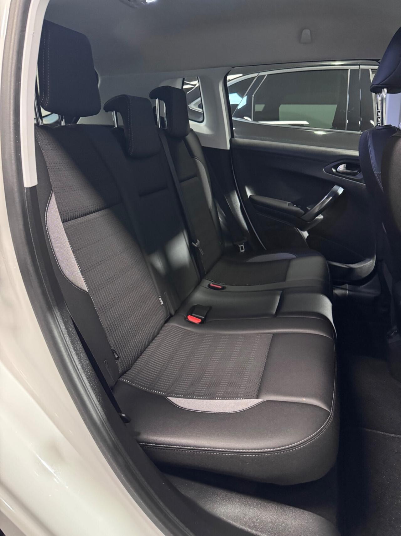 Peugeot 2008 1.6 BlueHDi 120 S&S Allure