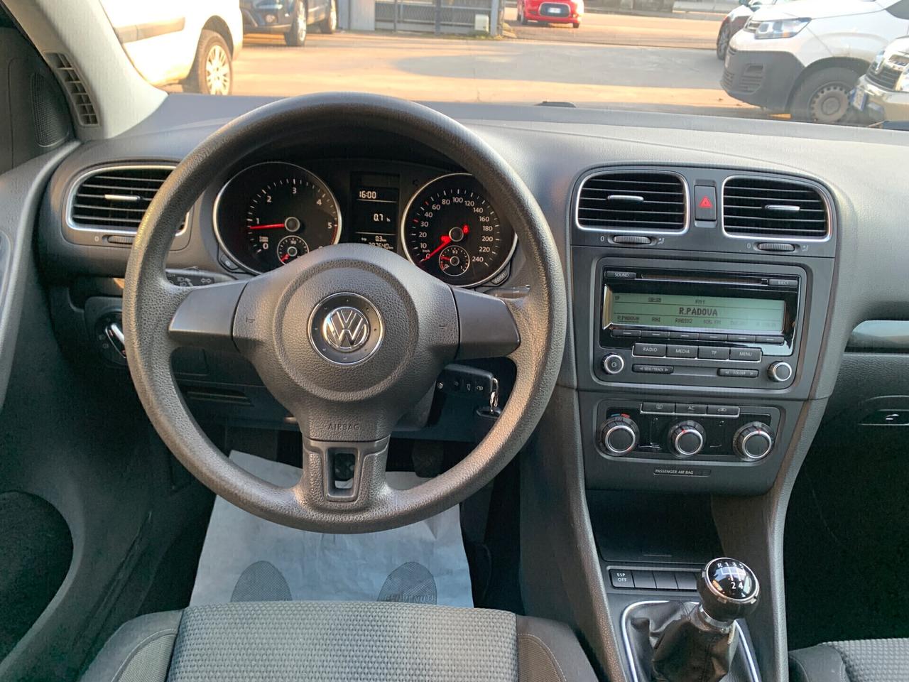 Volkswagen Golf 1.6 TDI DPF 5p.