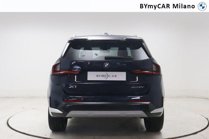 BMW X1 23 i Mild Hybrid 48V X-Line xDrive DCT