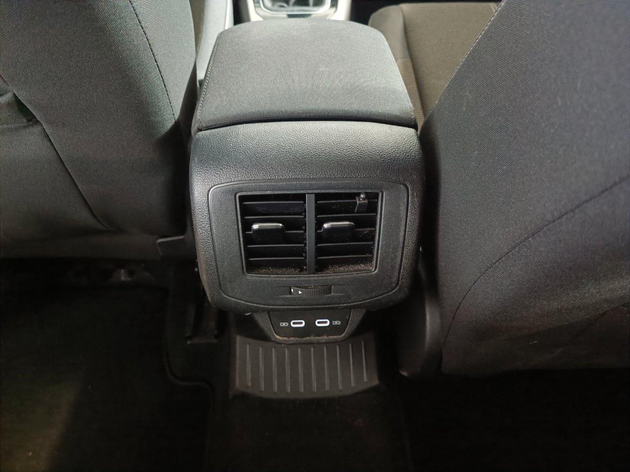 Volkswagen T-Roc 1.0 tsi 110cv