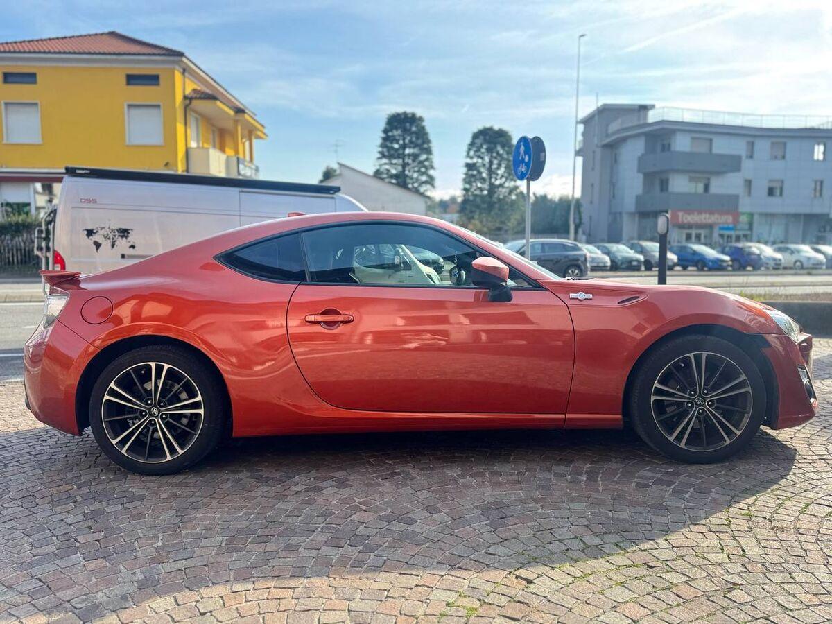 Toyota GT 86 2017 GT86 2.0 Rock&Road auto