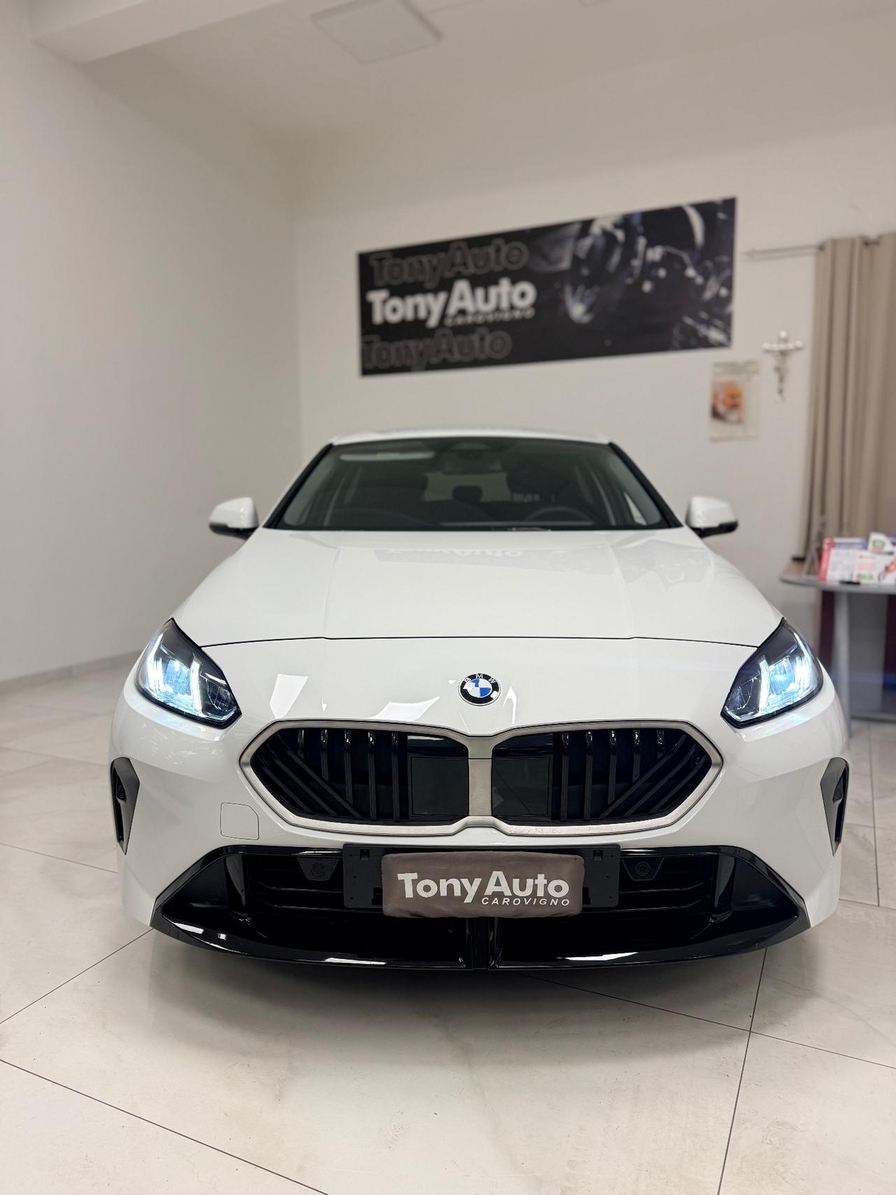 Bmw 118 118d MSport design LUCI SOFFUSE,APPLE CARPLAY,TELECAMERA.NAVI,GARANZIA UFFICIALE 24 MESI