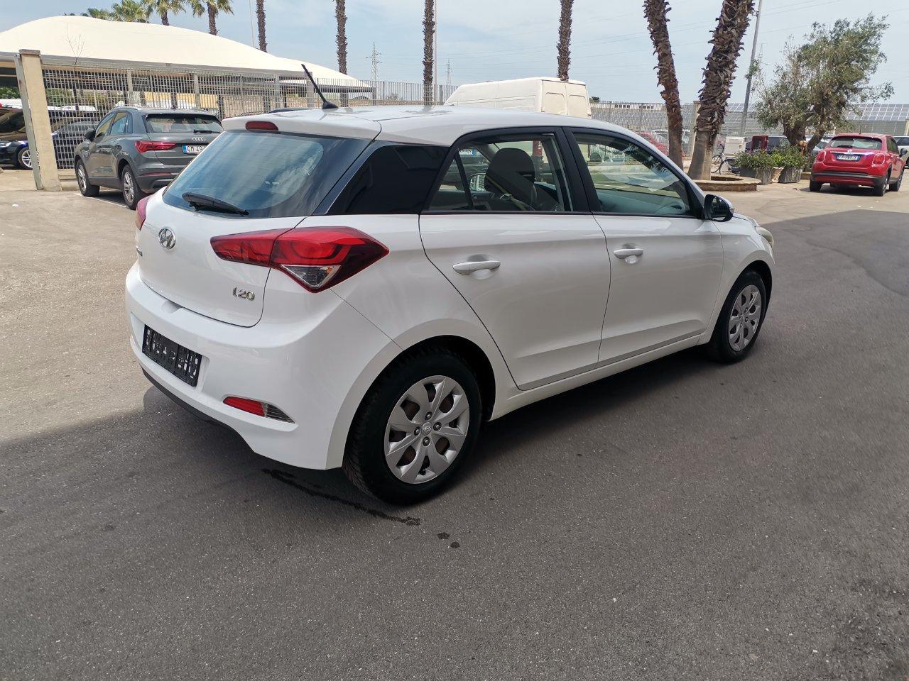 Hyundai i20 5 Porte i20 5p 1.2 Classic 84cv