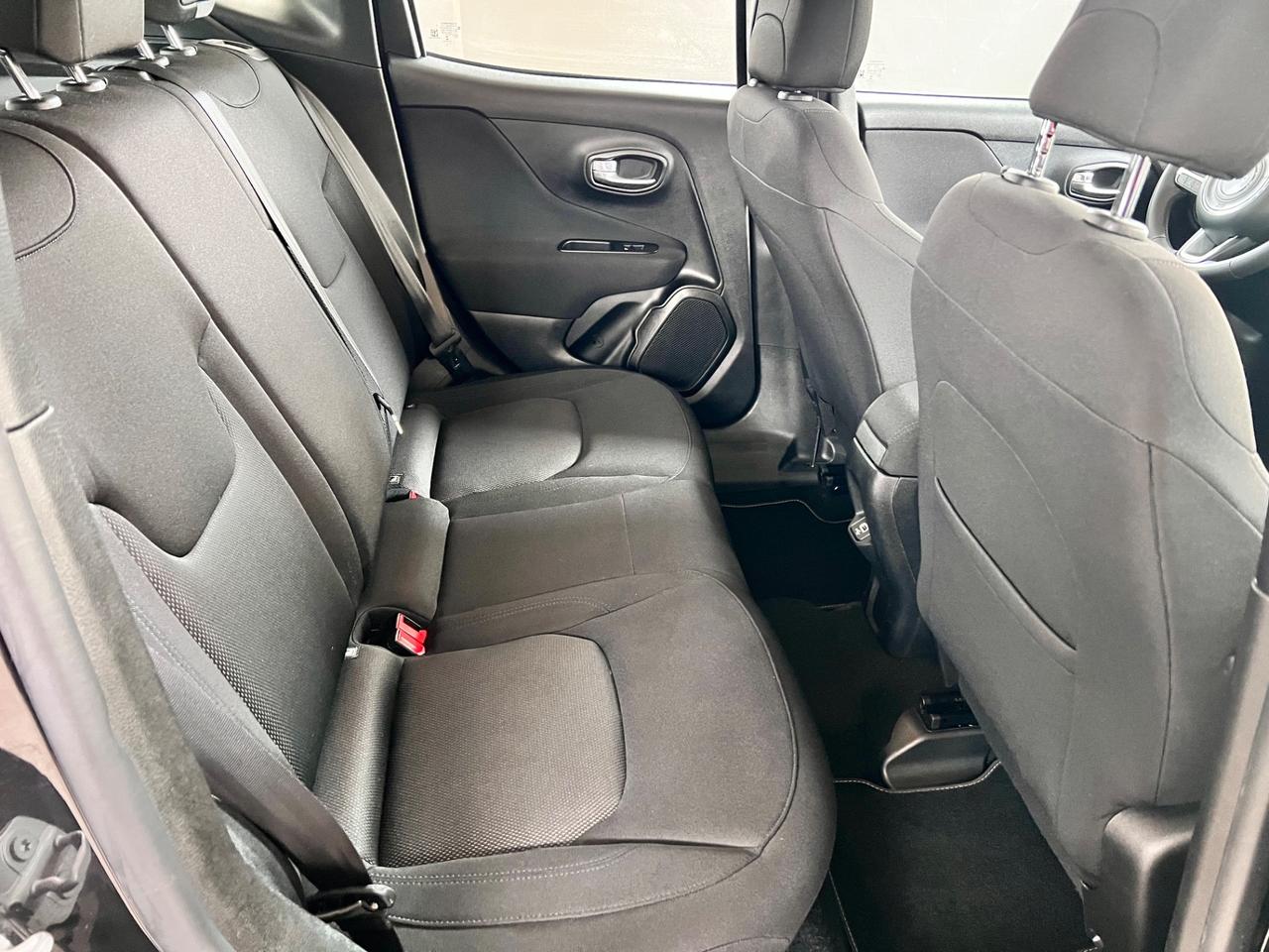 Jeep Renegade 1.3 T4 DDCT Longitude
