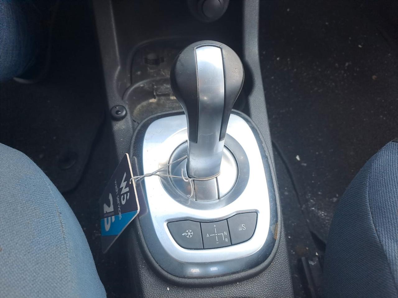 OPEL CORSA AUTOMATICA