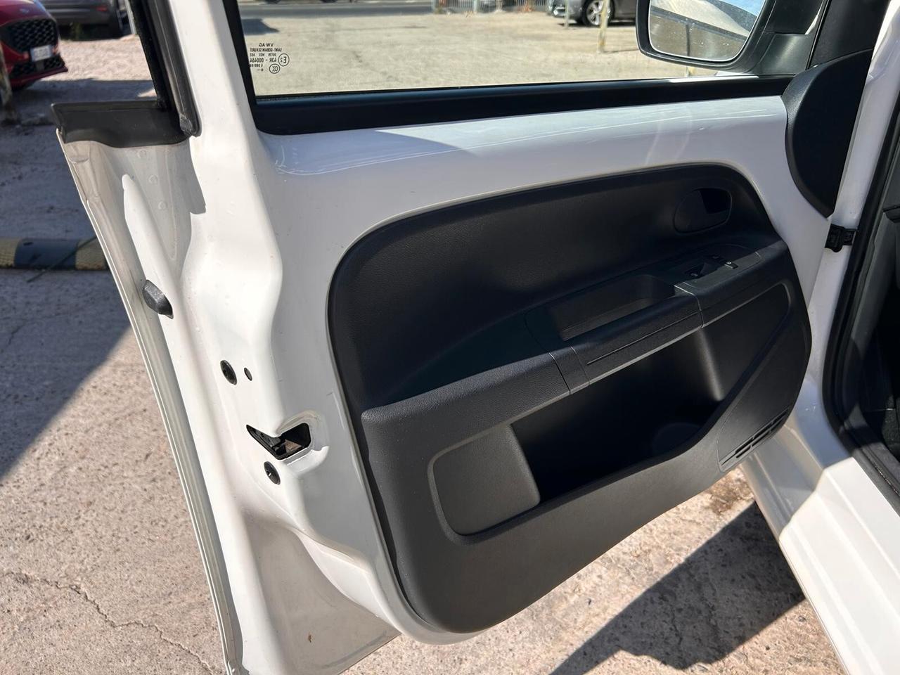 Volkswagen up! 1.0 5p. take