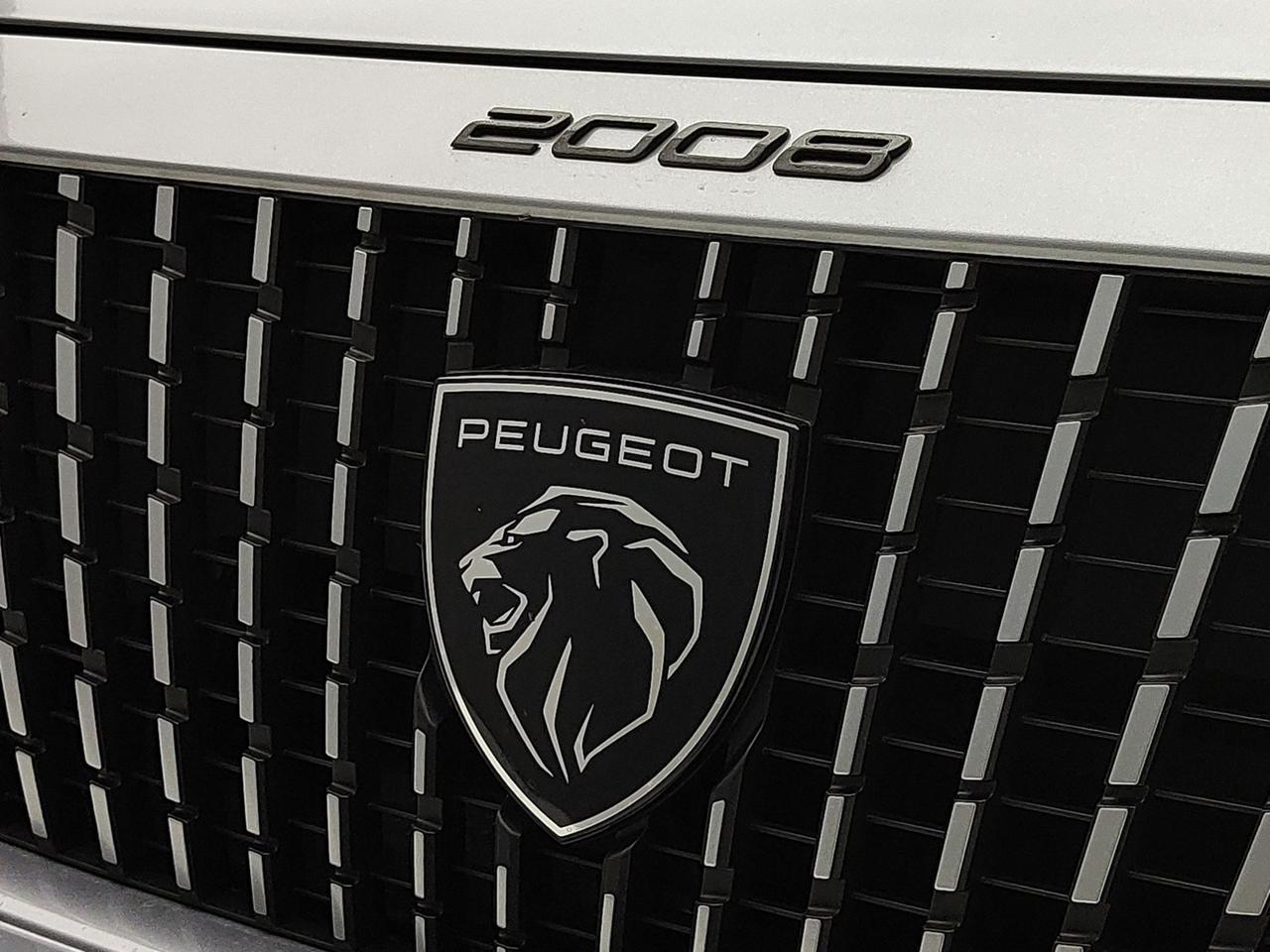 PEUGEOT 2008 II 2023 1.2 PURETECH 100CV ALLURE