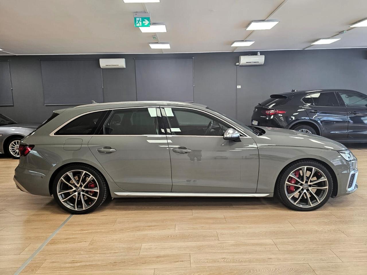 Audi A4 S4 Avant TDI quattro tiptronic