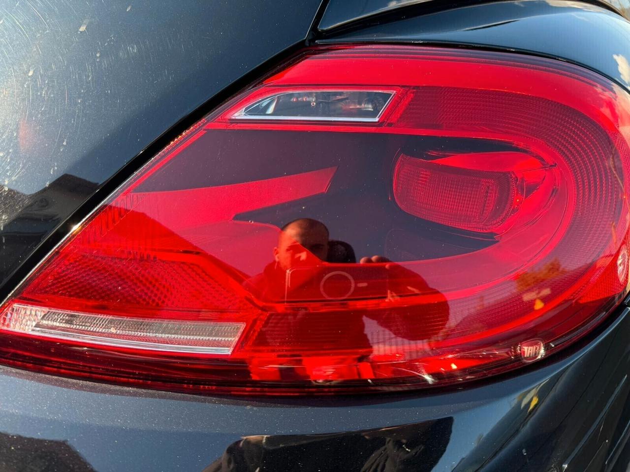 Volkswagen Maggiolino Cabrio Un Gioiello di Auto 2.000€ di Bonus Rottamazione!