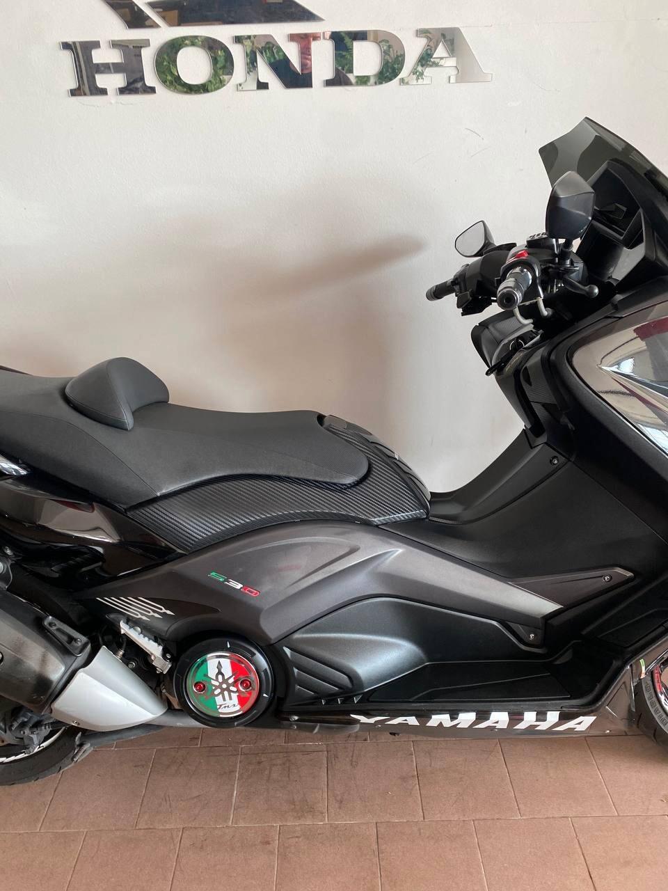 Yamaha T Max 530