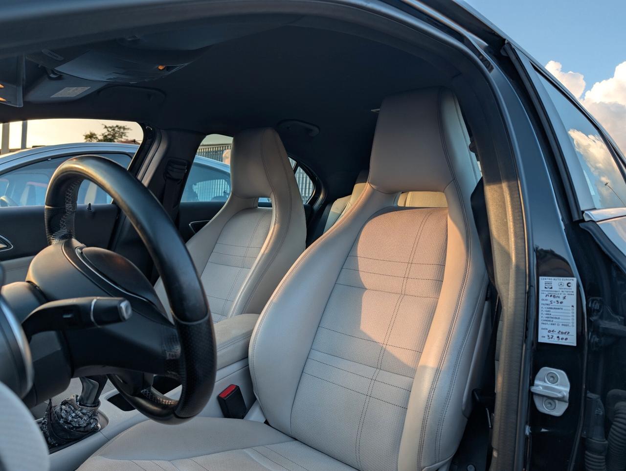 Mercedes-benz A 180 BlueEFFICIENCY Premium