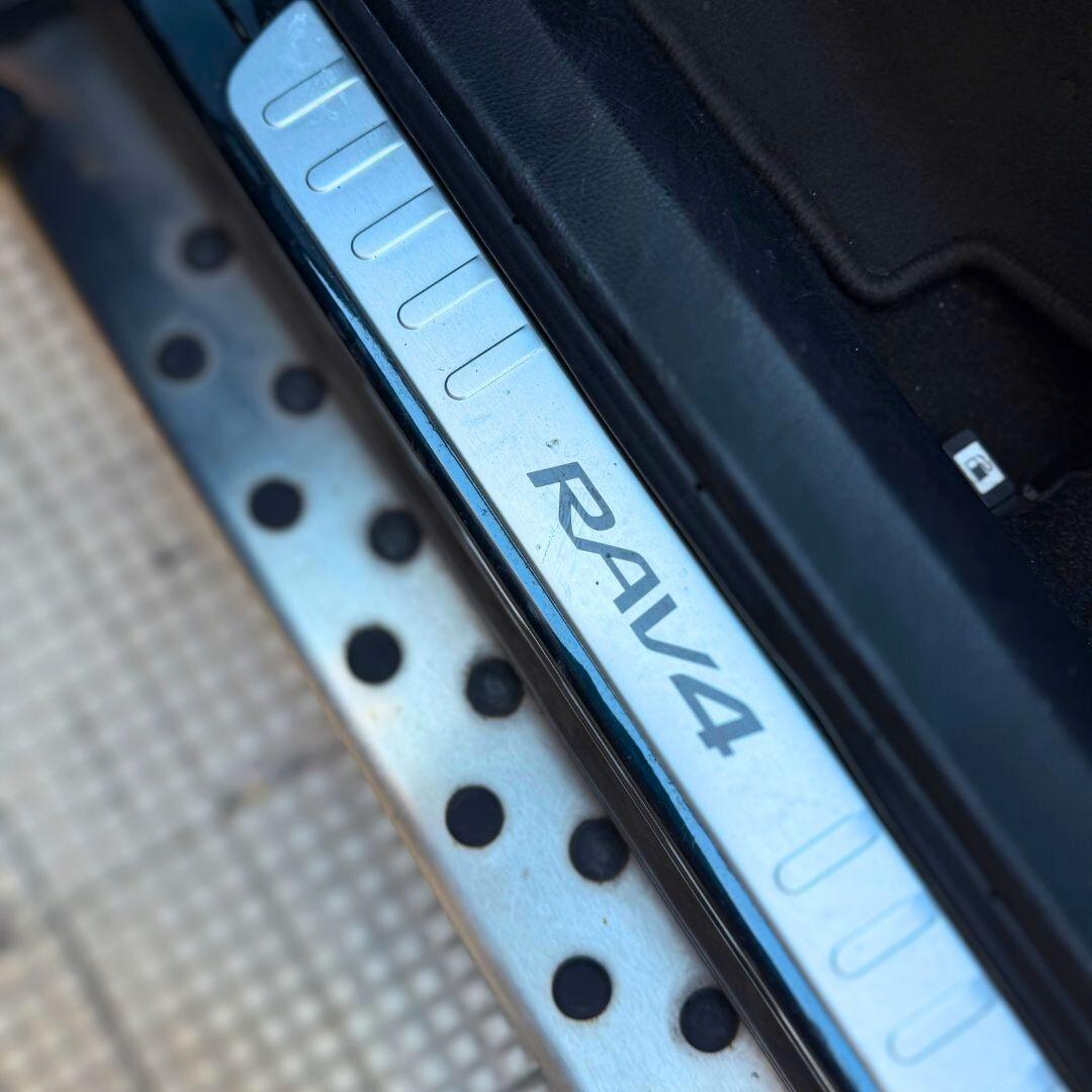 Toyota RAV 4 RAV4 2.5 Hybrid 2WD Dynamic