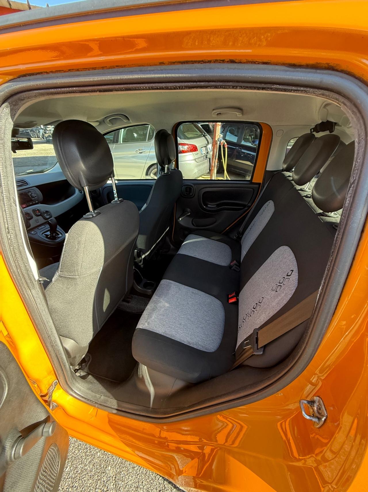 Panda 0.9 Turbo-AUTOMATICA-Lounge-unipro-E6