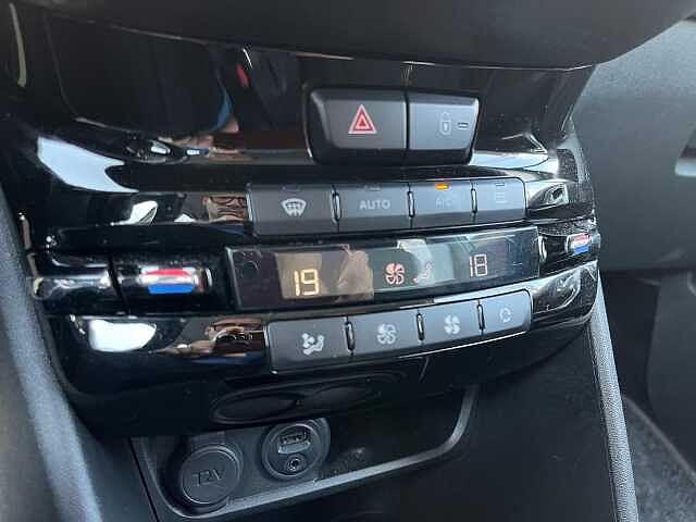 Peugeot 2008 BlueHDi 100 Allure
