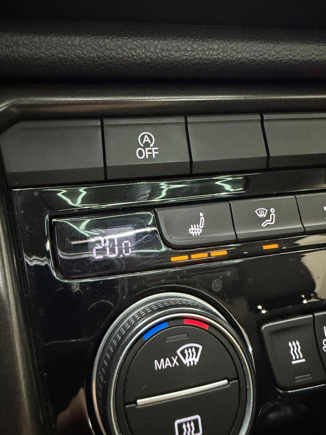 Volkswagen T-Roc 1.6 116CV TDI CON TETTUCCIO APRIBILE