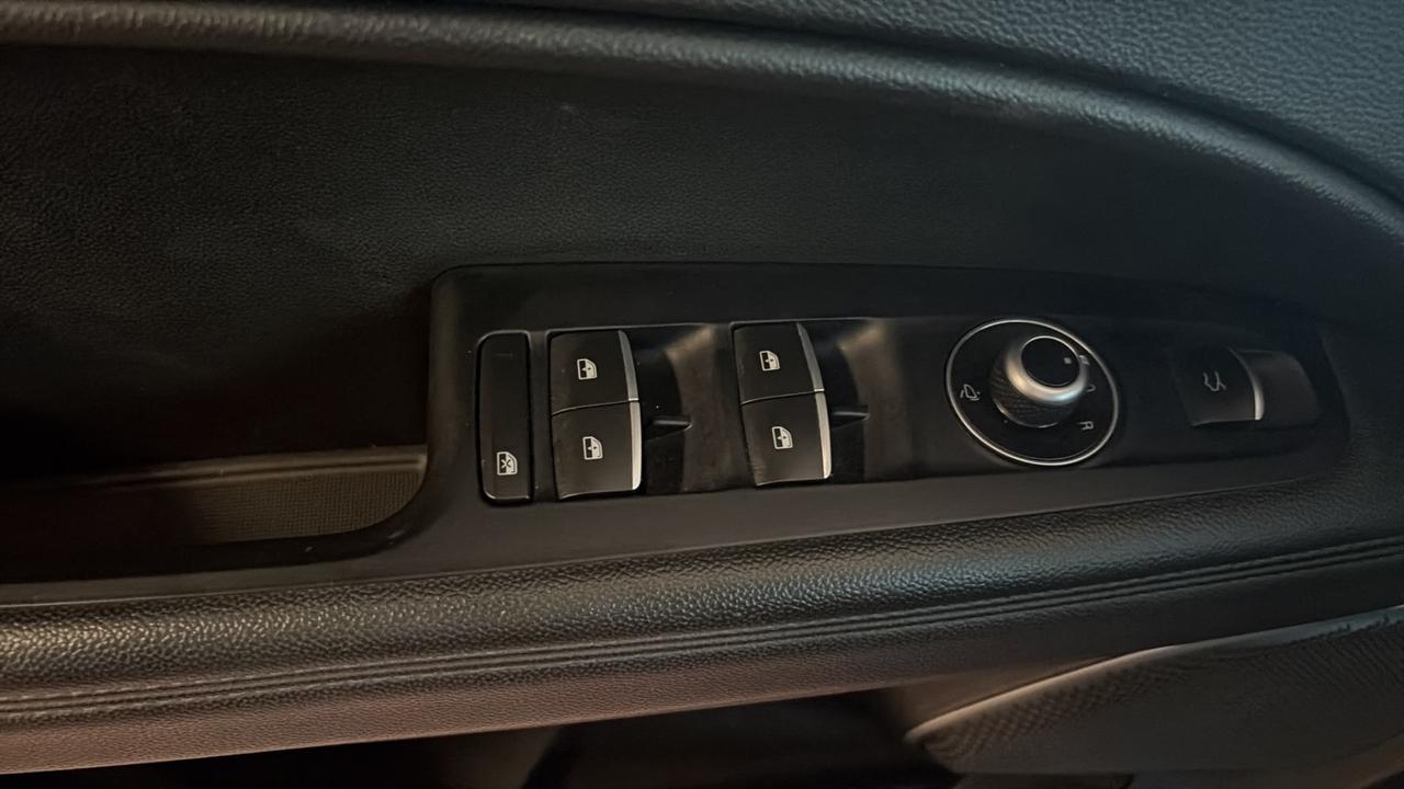 Alfa Romeo Stelvio 2.2 Turbodiesel 190 CV AT8 Q4 Sport-Tech