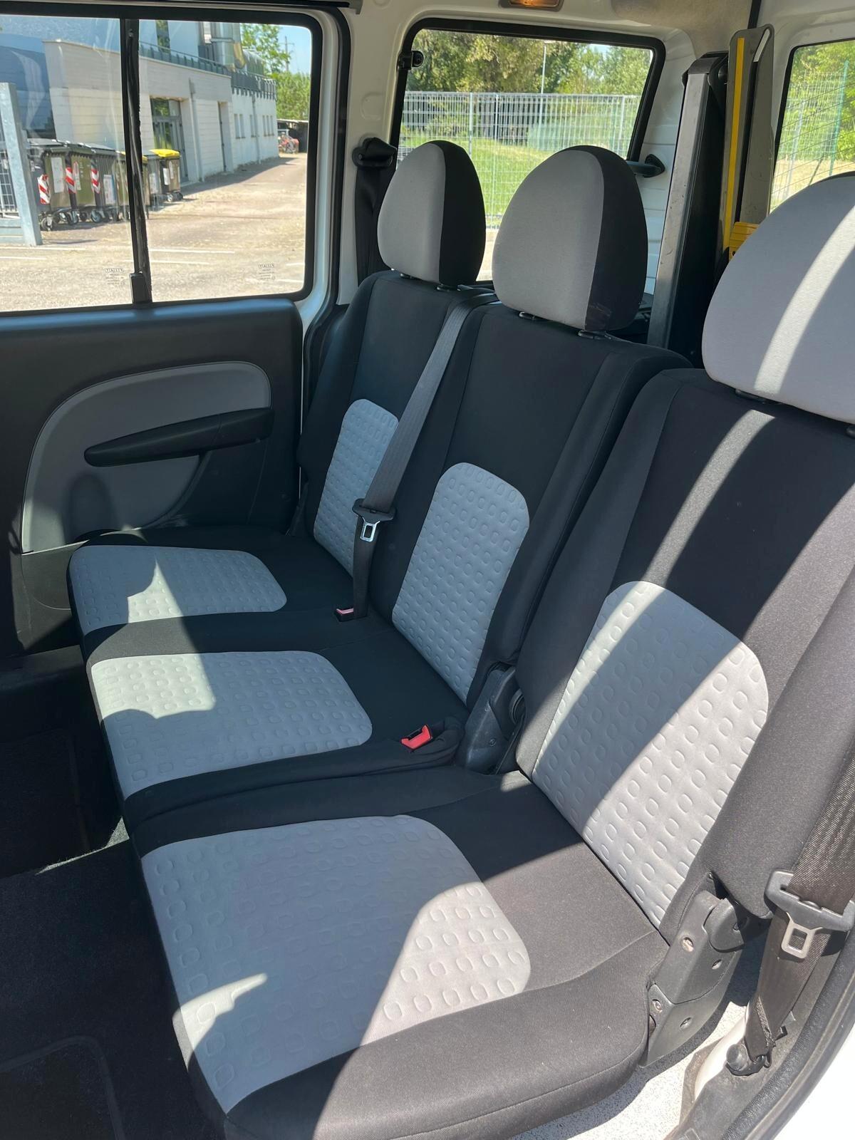 Fiat Doblo 1.3 MJT trasporto disabili - 2009
