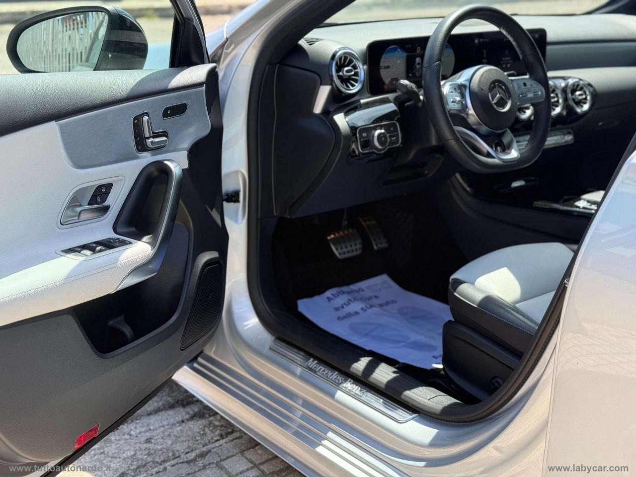 MERCEDES-BENZ A 180 d Automatic Premium