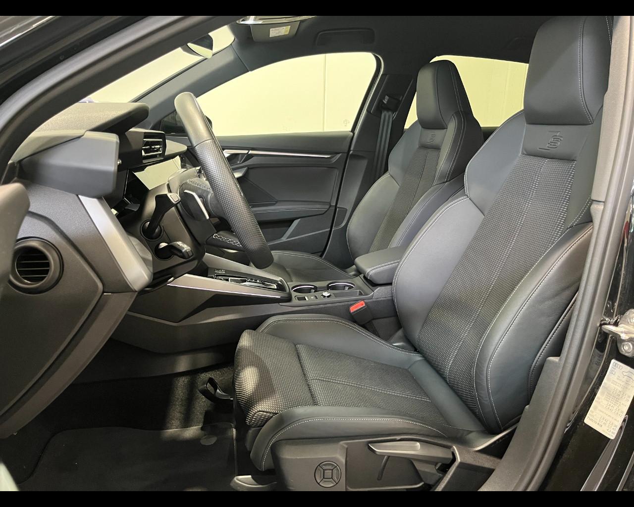 AUDI A3 SPORTBACK 35 TDI S-TRONIC S-LINE EDITION