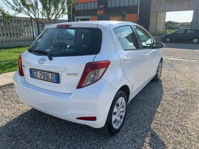 TOYOTA Yaris 1.0 5 porte Active