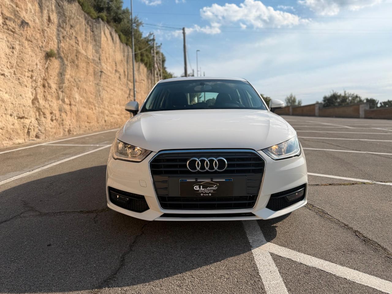 Audi A1 SPB ADMIRED/1.4 TDI 90CV/NAVI/NEOPATENTATI
