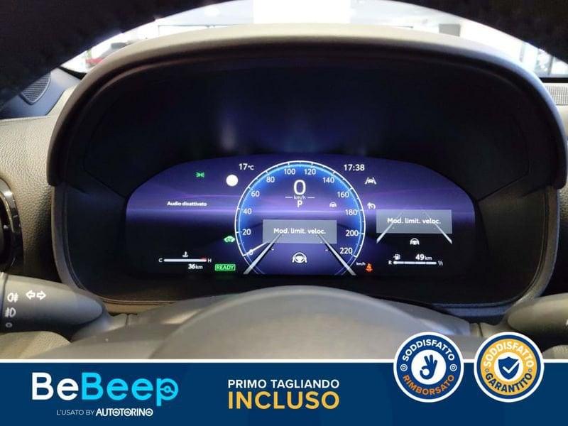 Toyota Yaris 1.5H 130 LOUNGE