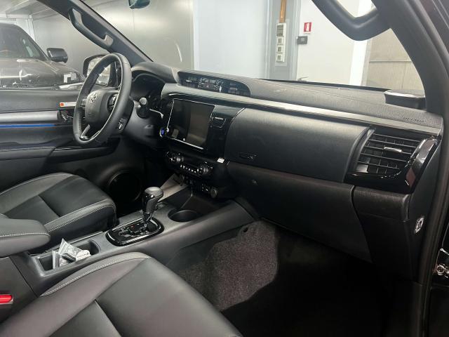 Toyota Hilux Hilux 2.8 d-4d 48V double cab Invincible auto