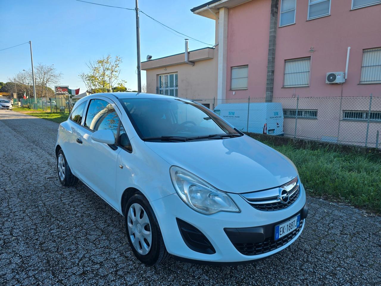 Opel Corsa 1.2 GPL con GARANZIA-NEOPATENTATI