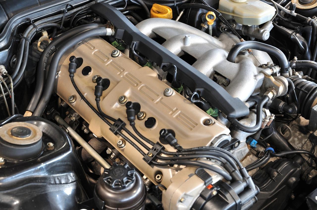 Porsche 944 S2 Cabriolet 3.0 targhe MI conservatissima