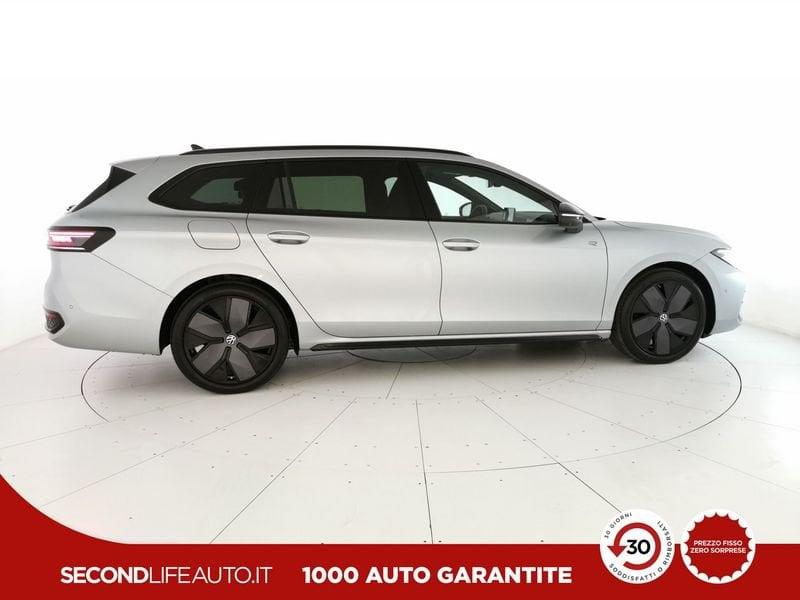 Volkswagen Passat NUOVA R-Line 1,5 l TSI filtro