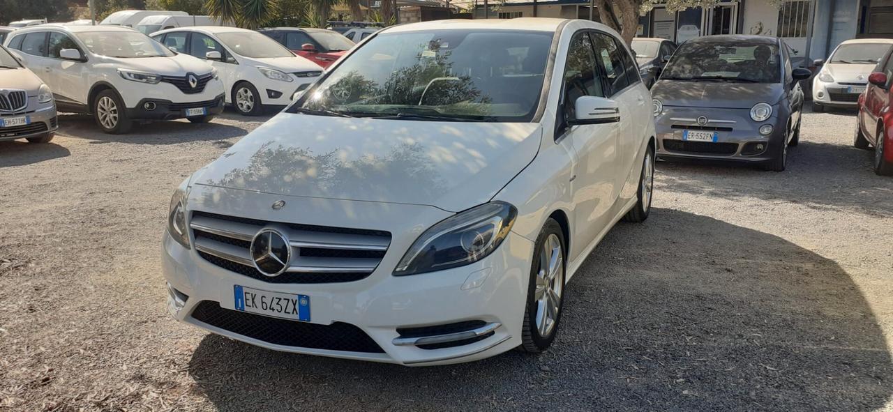 Mercedes-benz B 200 2012 - 1.8CDI BlueEFFICIENCY Lb automobili