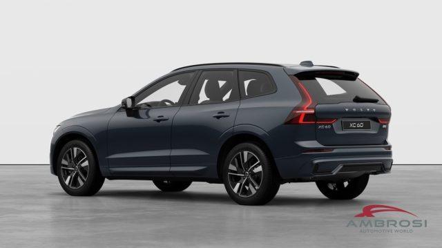 VOLVO XC60 B5 AWD Mild hybrid Benzina Plus Dark