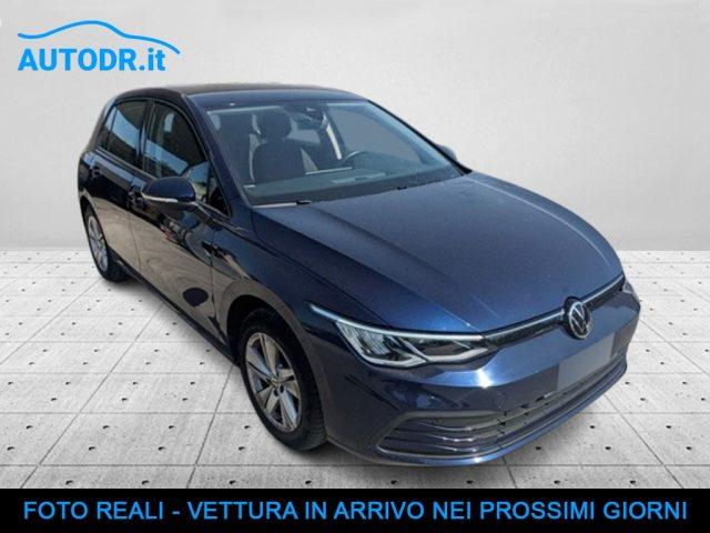 VOLKSWAGEN Golf 1.5 TGI 130cv DSG Life VIRTUAL CARPLAY ACC KM CERT