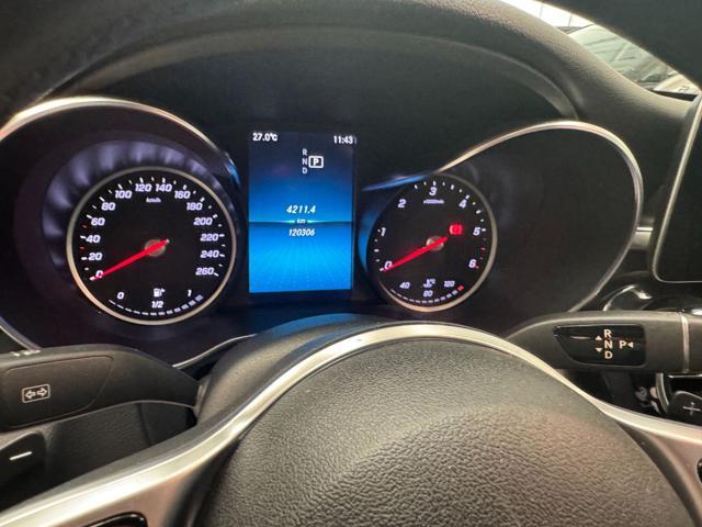 MERCEDES-BENZ C 220 d Auto Premium Berlina 194CV